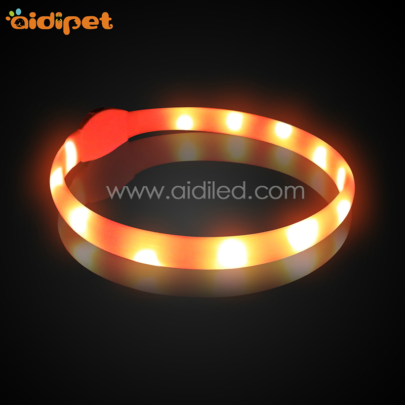 Câine BIg ​​de înaltă calitate personalizate cu LED-uri OEM guler de câine mare de lux cu intermitent