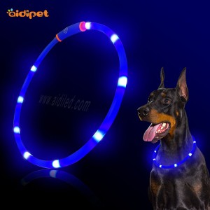 Câine care clipește cu LED-uri Guler moale TPR Material USB Super-reîncărcabil Led Guler de câine tăiat la dimensiuni diferite pentru a se potrivi pui